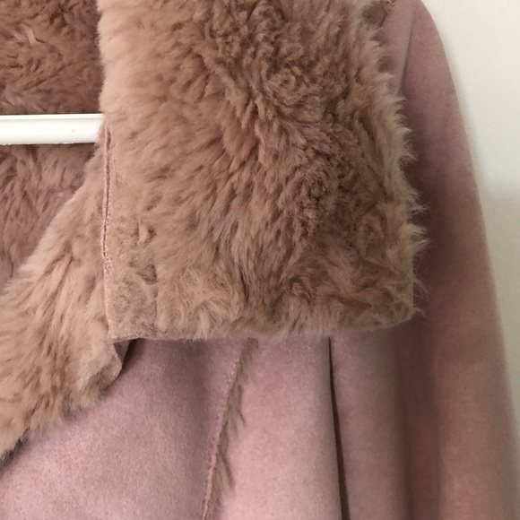 United colors of Benetton coat. - Picture 4 of 9